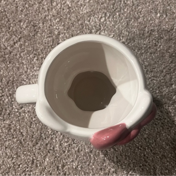 Hello Kitty Mug - Picture 2 of 2